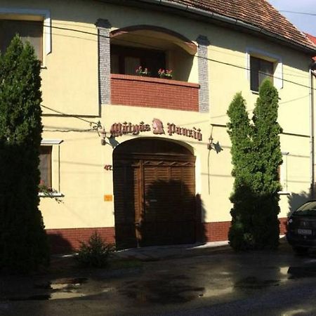 Matyas Panzio Bed and Breakfast Szeged Eksteriør billede